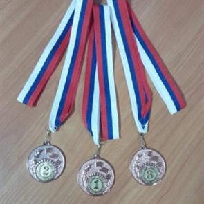 Комплект наградных медалей с лентой